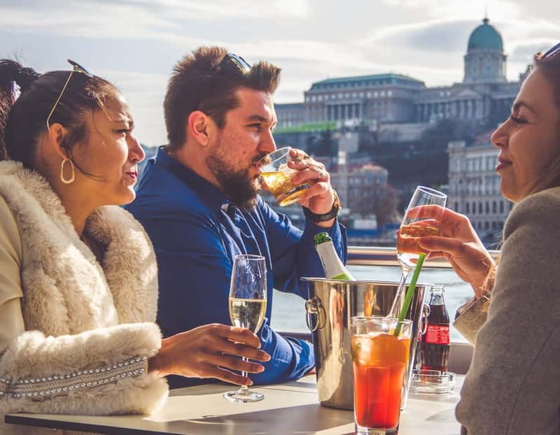Budapest: Sunset Cruise with 2 Cocktails - Stop-by-Stop Highlights (What to Watch For)