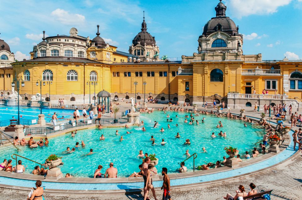 Budapest: Széchenyi Spa Day Ticket with Optional Upgrades - Entering Széchenyi Bath: Neo-Baroque drama meets practical rules