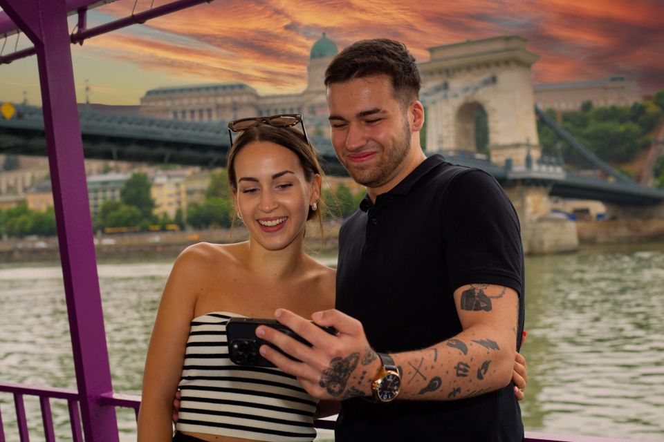 Budapest: Unlimited Prosecco and Wine Sightseeing Cruise - Gellért Hill cave area and the Citadella stretch