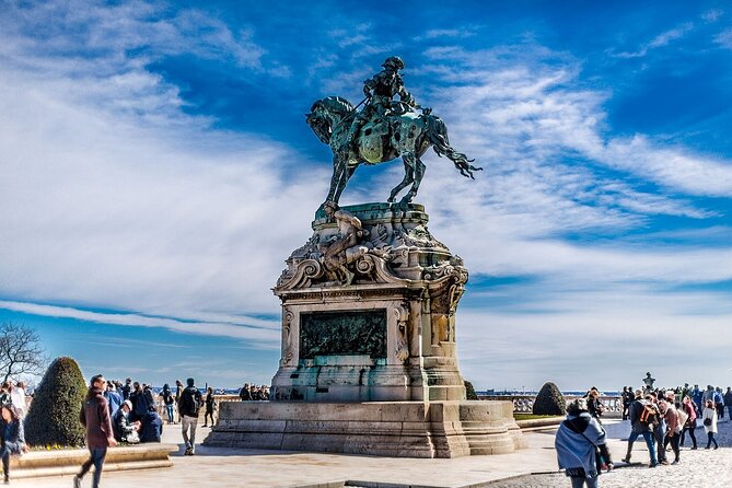 Essential Walking Tour - Stop 2: Budapest Parliament Building photo walk around the iconic square