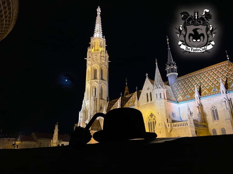 FoolsCode: EscapeRoom/Sightseeing tour with Actor Tourguide - Stop-by-Stop: How the Landmark Route Works