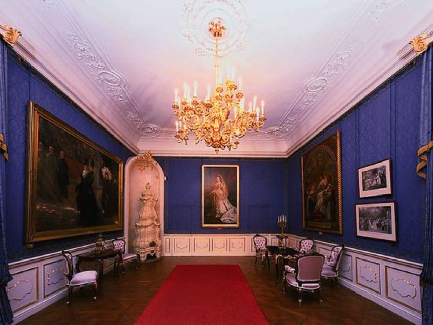 From Budapest: Gödöllő Royal Sissi Guided Tour - The pre-palace storytelling: what your guide will set up on the drive