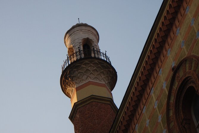 Past and Present of Budapest Jewish District Tour - Rumbach Street Synagogue: Murals, Restoration, and City Art