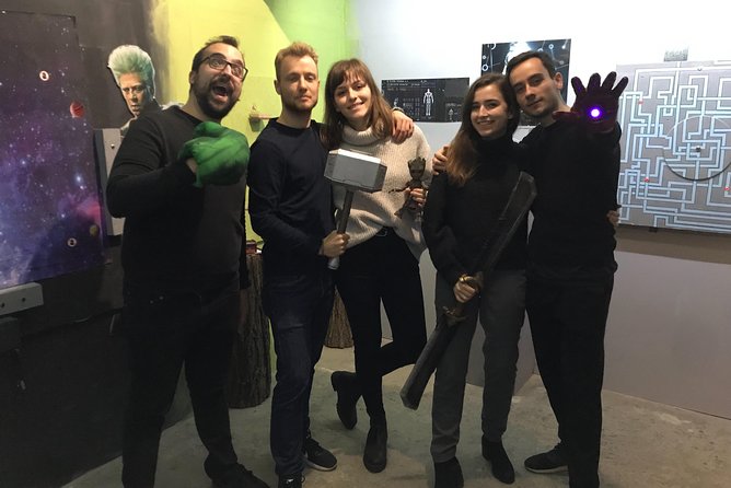 Private Escape Game Experience in Budapest - The Puzzle Style: Story-Logic, Teamwork, and the Real Stress Test