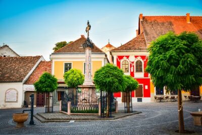 Szentendre the Artists Village Half-Day Tour from Budapest - How the 4-Hour Rhythm Really Feels: Bus Out, Walk In, Boat Back