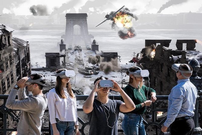 Virtual Reality Walking Tour - Meeting point at Lánchíd u. 23: getting started without stress